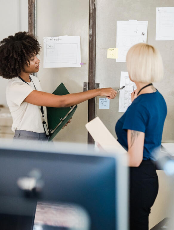 Análisis y Roles de Puestos